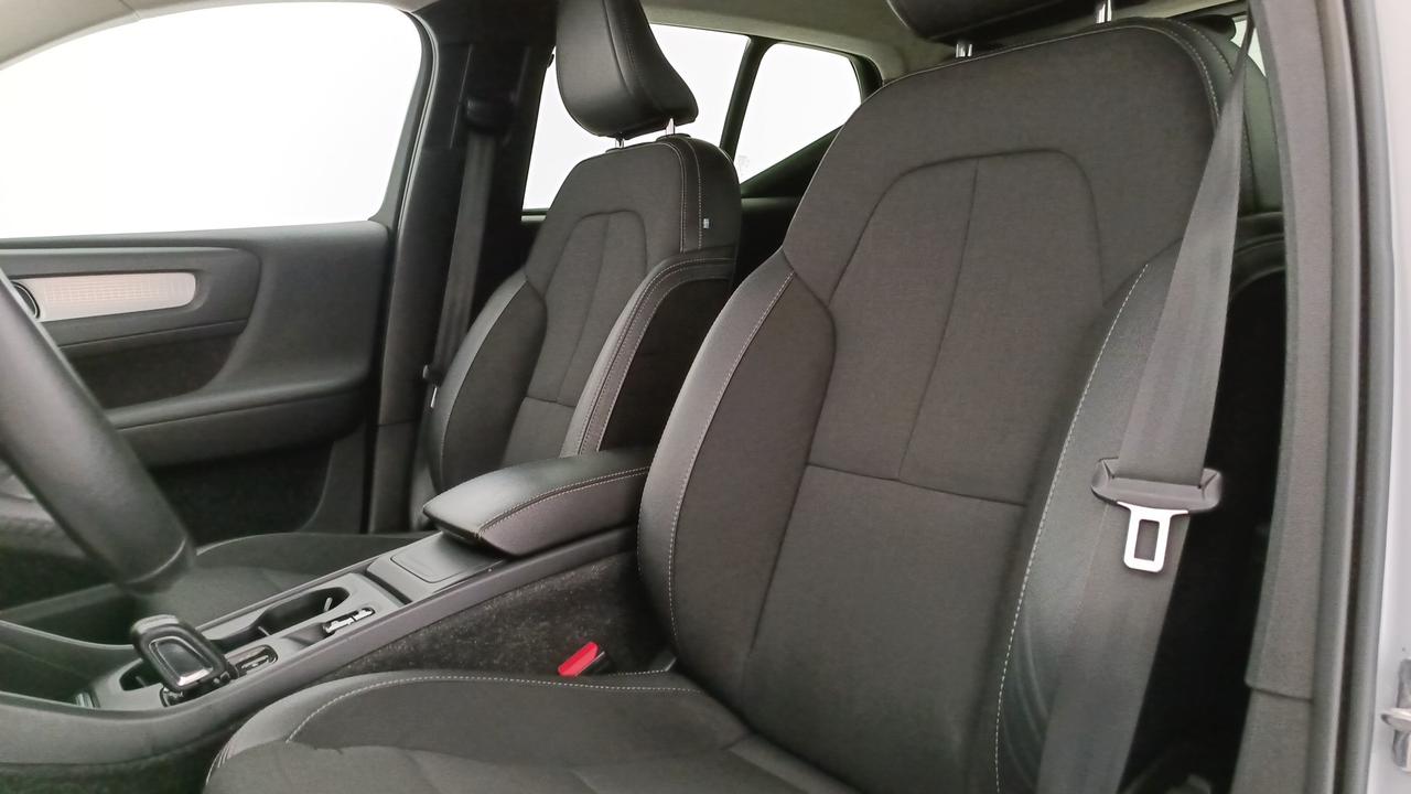 VOLVO XC40 1.5 t3 Momentum geartronic my20