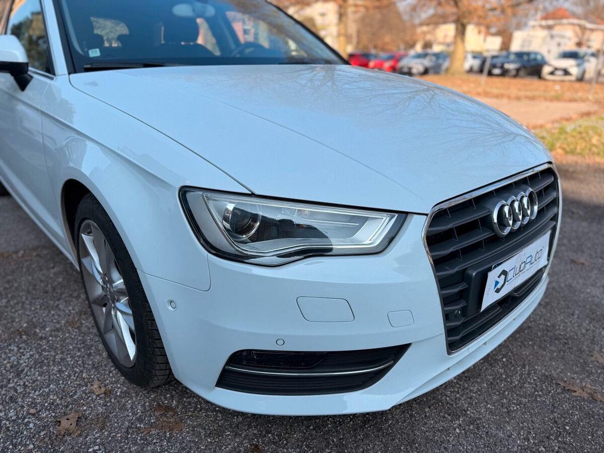Audi A3 2.0 tdi Ambition 150cv s-tronic E6