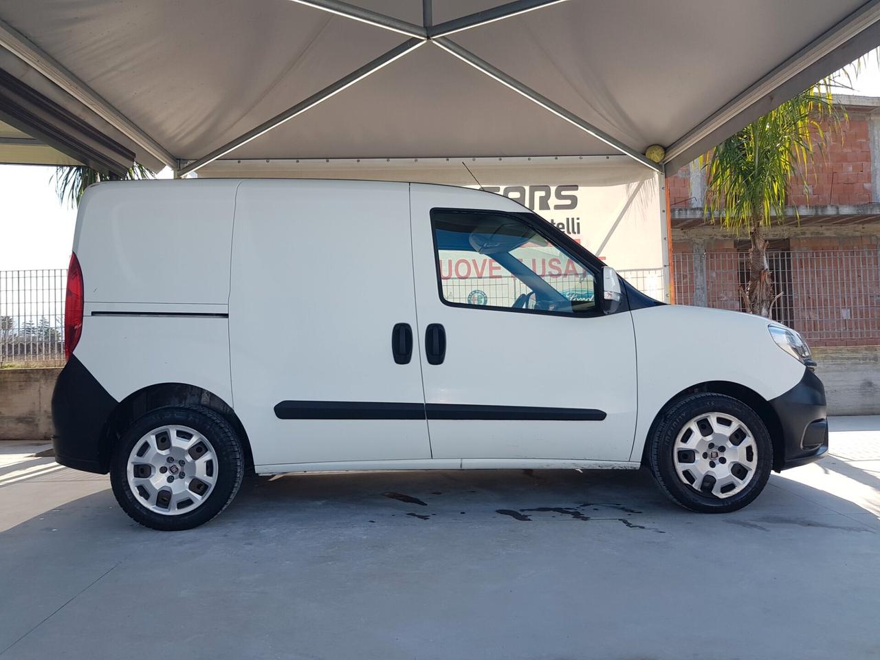 FIAT DOBLO' 3 POSTI ANNO 2017 1.6 DIESEL 120CV