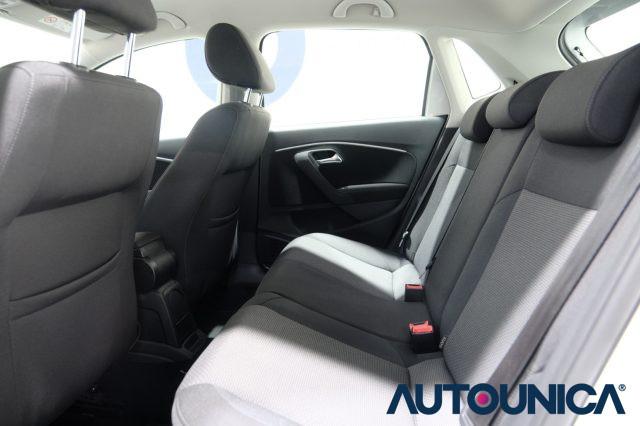 VOLKSWAGEN Polo 1.2 TSI DSG 5P HIGHLINE BLUEMOTION TECHNOLOGY