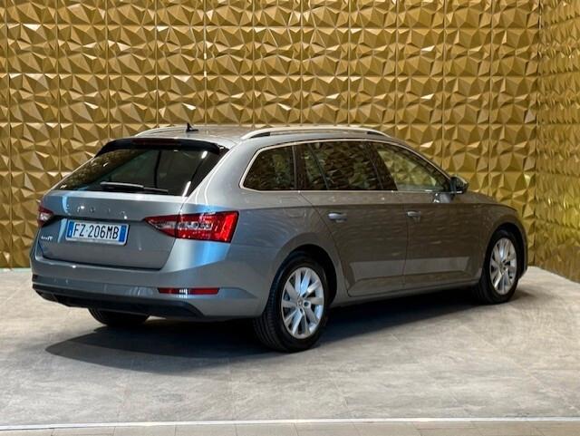 Skoda Superb 2.0 TDI 150 CV SCR DSG Wagon SportLine