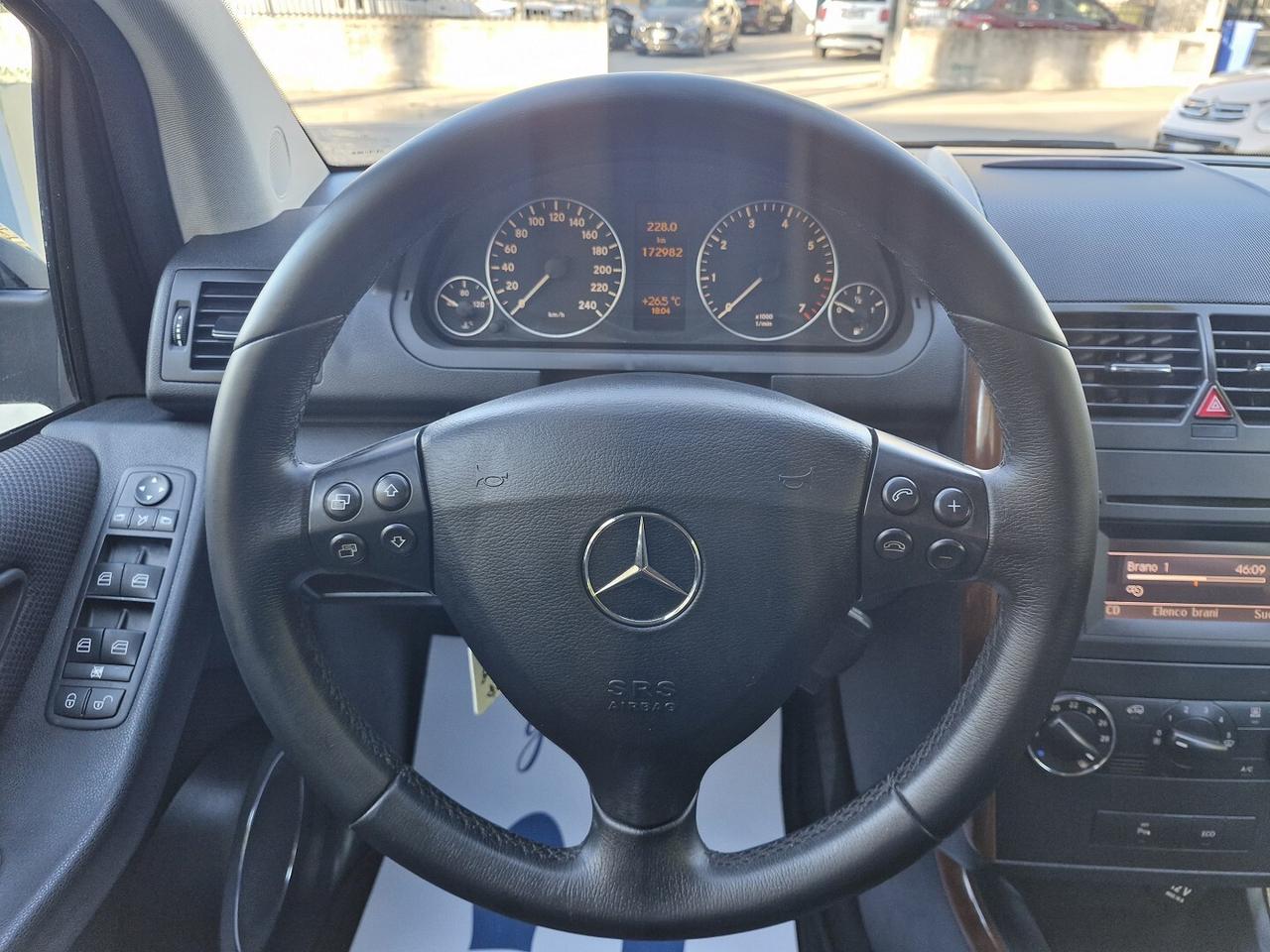 MERCEDES CLASSE A160 BlueEFFICIENCY GPL ANNO 2012