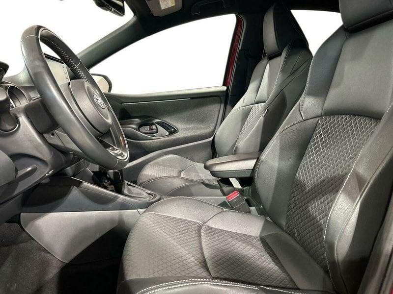 Toyota Yaris Hybrid Style MY22