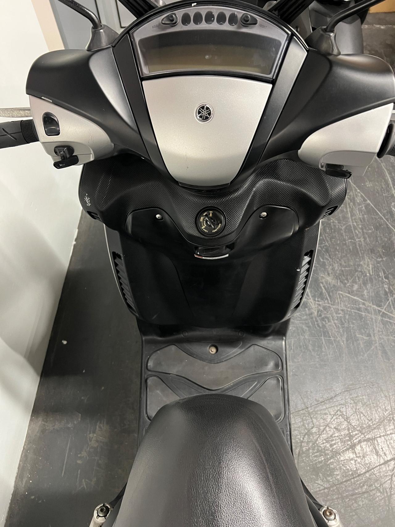 Yamaha Xenter 150