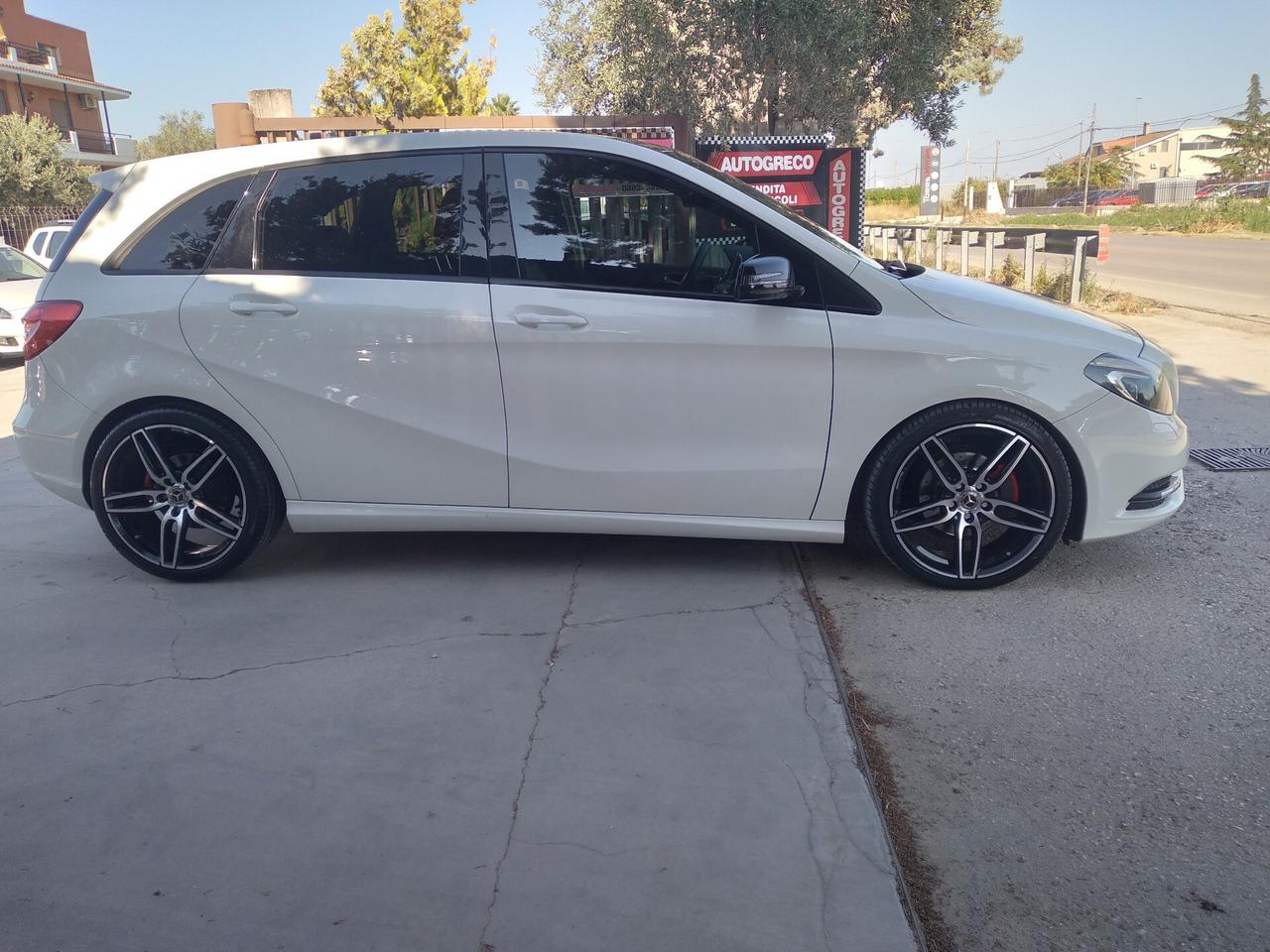 Mercedes-benz B 200 Premium