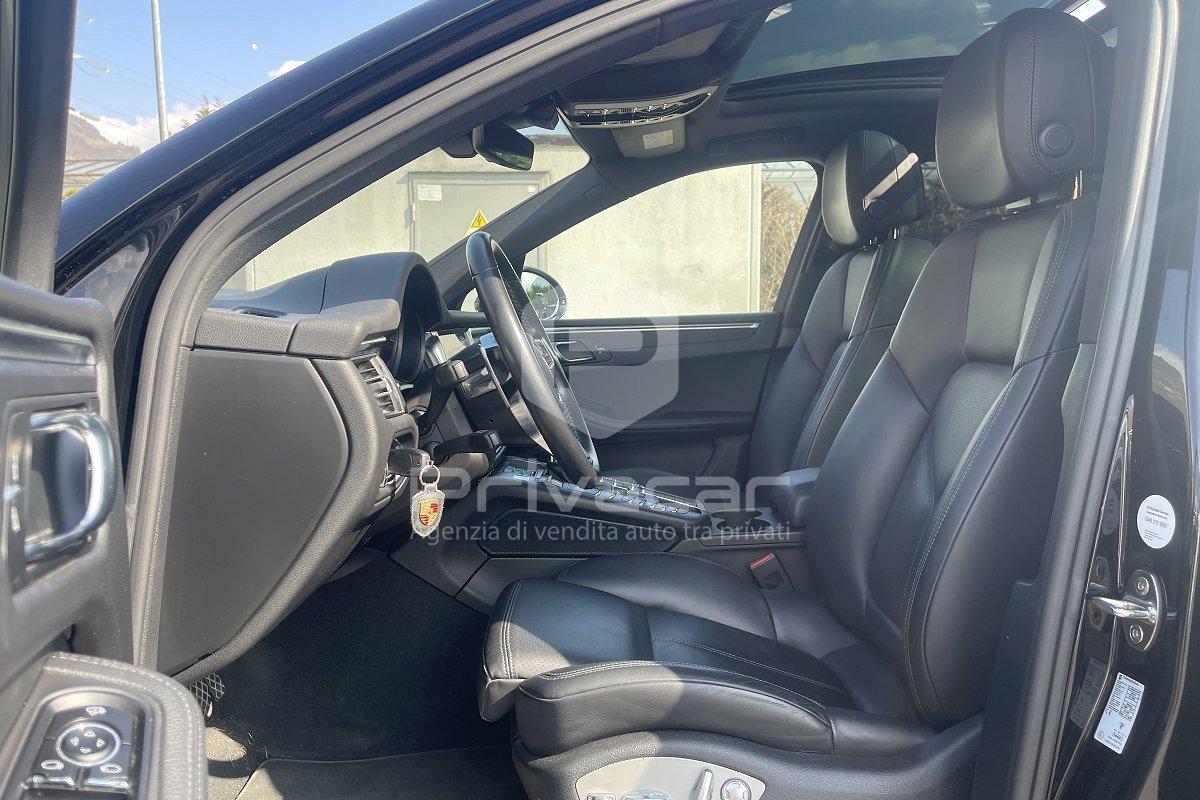 PORSCHE Macan 2.0