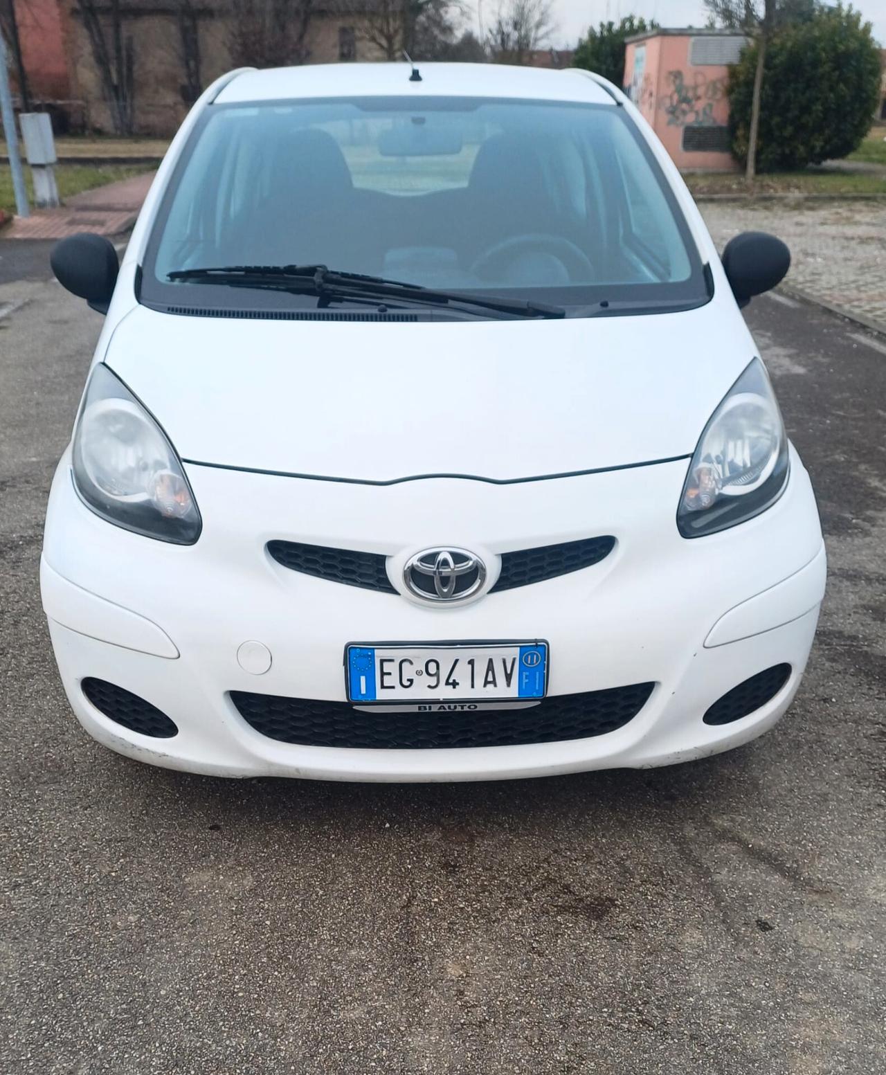 Toyota Aygo 1.0 12V VVT-i 3 porte Now Connect