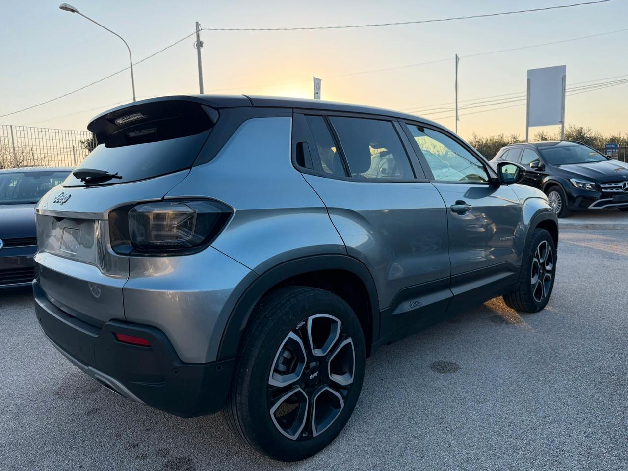 Jeep Avenger 1.2 Turbo 100 CV Summit