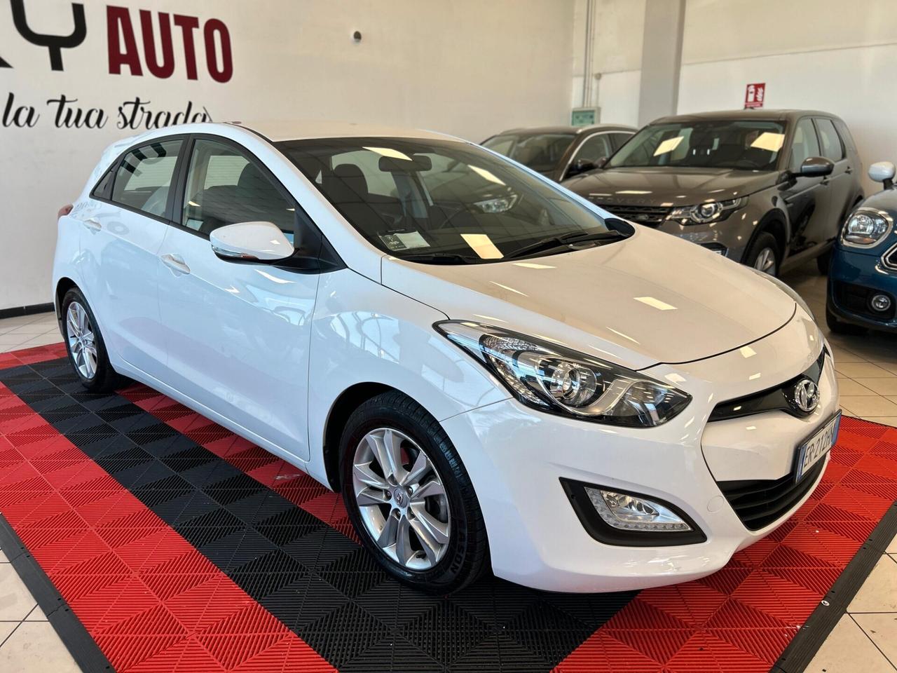 Hyundai i30 1.4 5p. Comfort