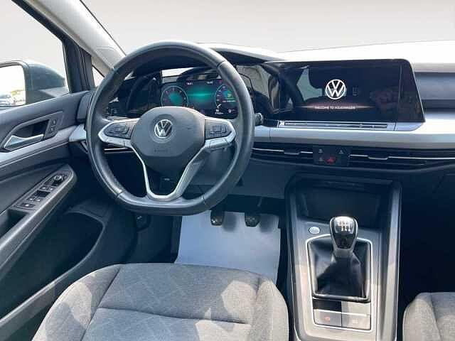 Volkswagen Golf 8ª serie 2.0TDI 115CV Life - NEOPATENTATI