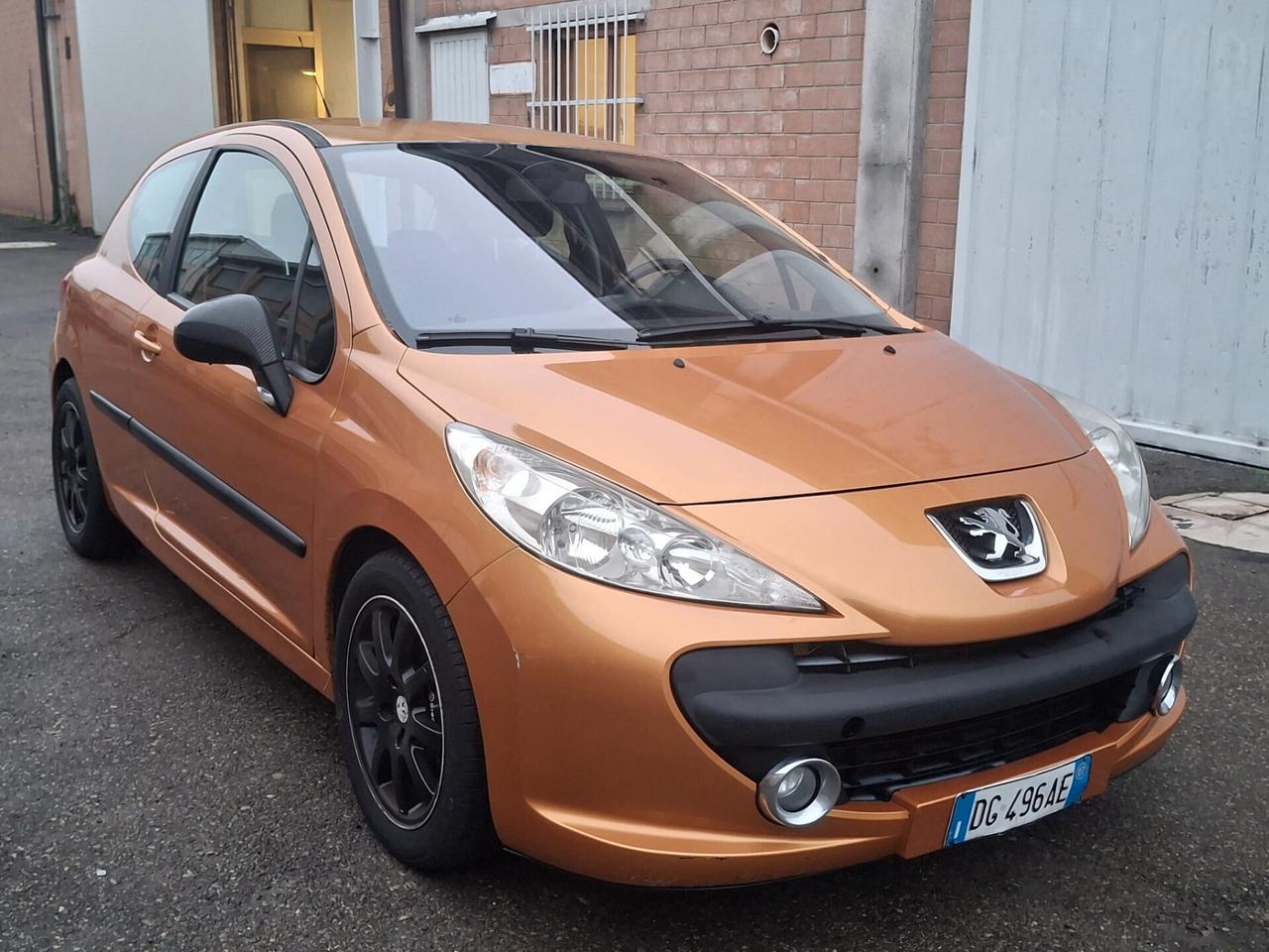 Peugeot 207 1.6 109CV 3p. XSI