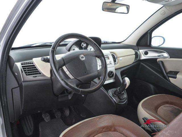 LANCIA Ypsilon 1.3 MJT 90 CV Oro Bianco - PER OPERATORI DEL SETTO
