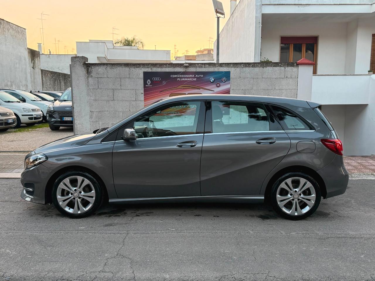 Mercedes B 180 CDI Automatic Executive NAVI - 2015