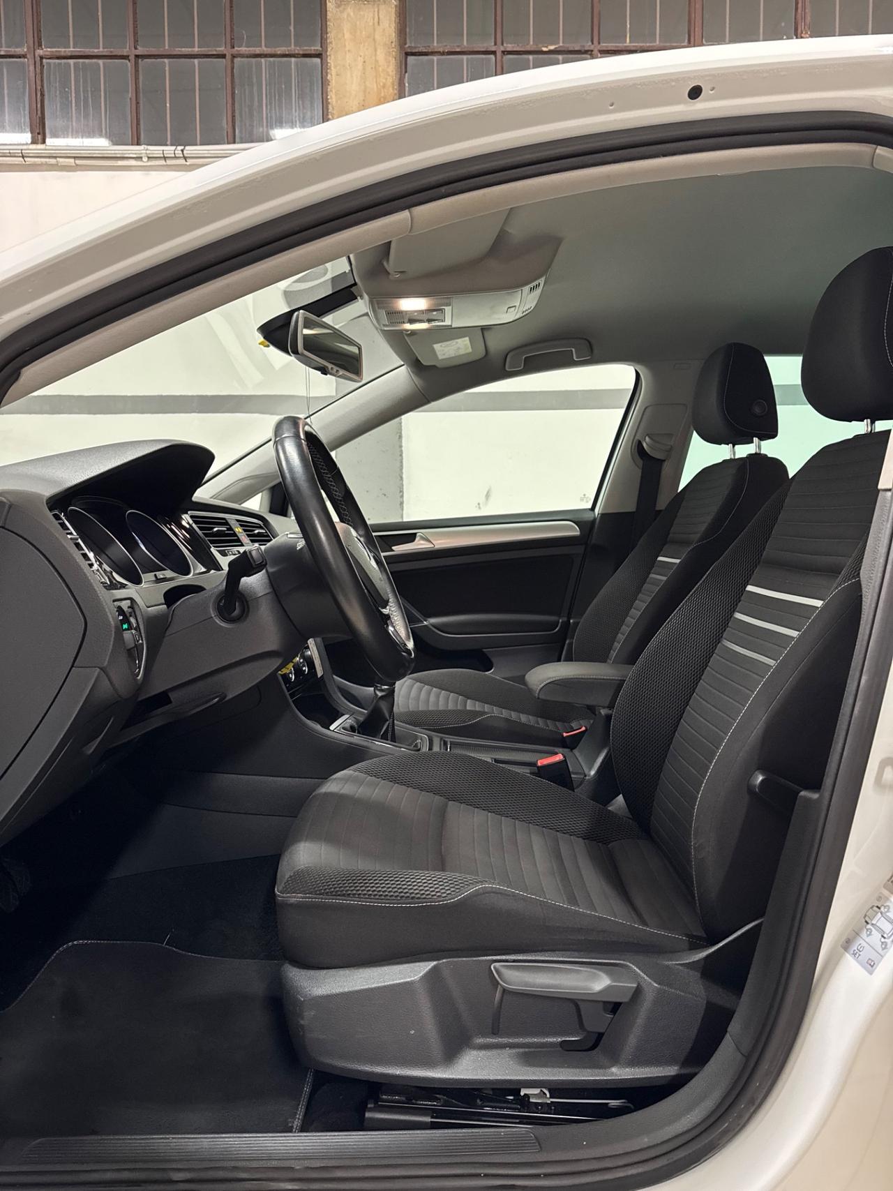 Volkswagen Golf 1.6 TDI 110 CV 5p. Highline BlueMotion Technology