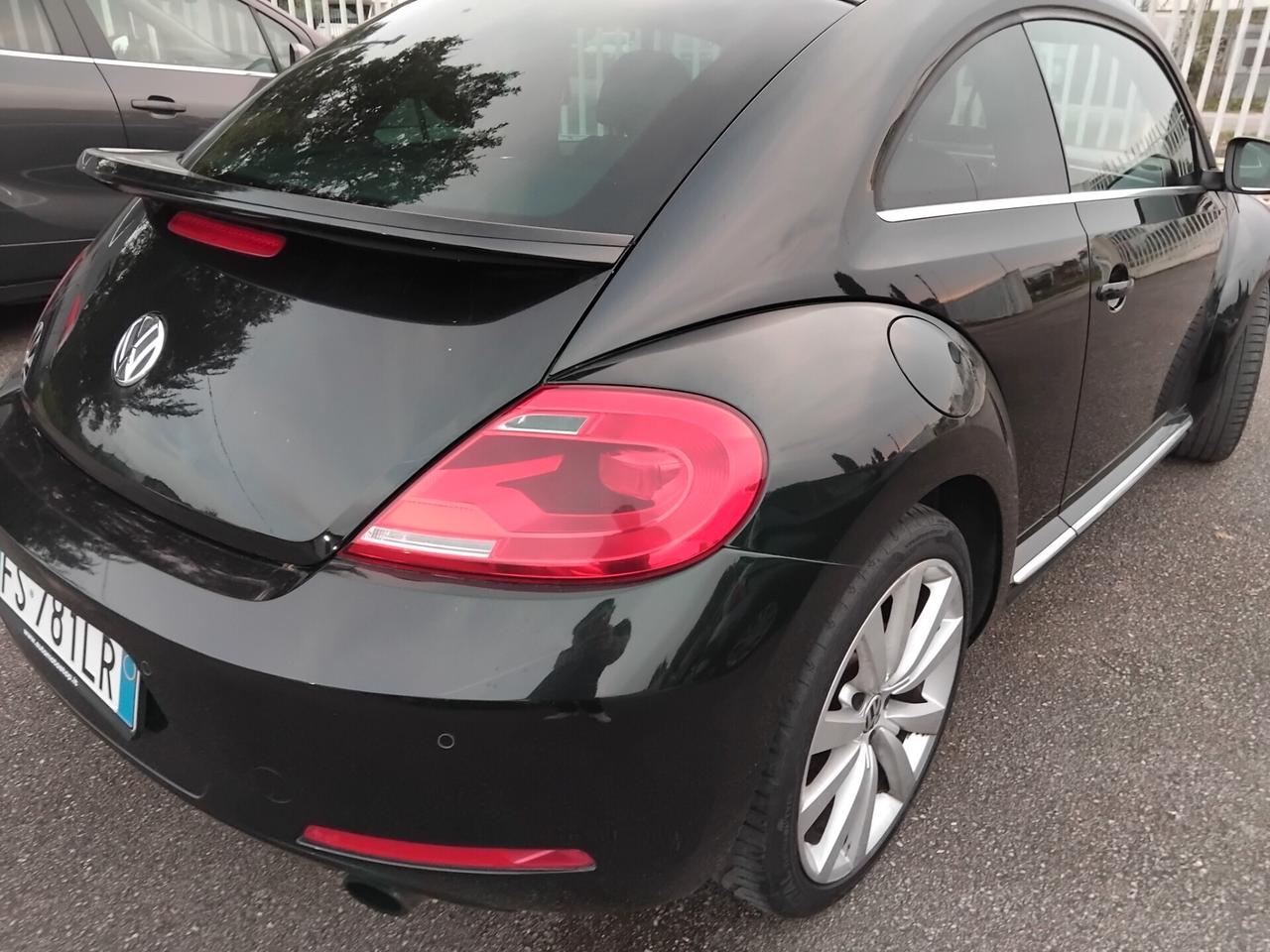 Volkswagen Maggiolino 2.0 TSI DSG Sport