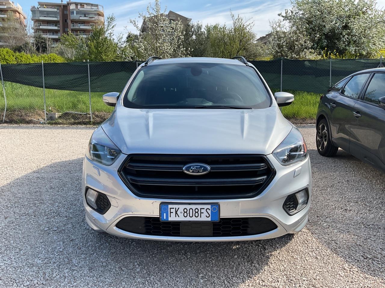 Ford Kuga 1.5 TDCI 120 CV S&S 2WD Powershift ST-Line