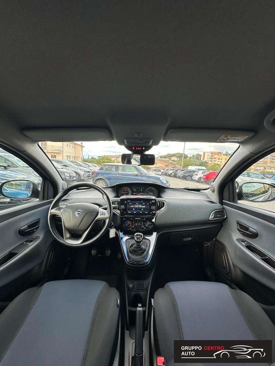 Lancia Ypsilon 1.0 FireFly Hybrid Gold-2023