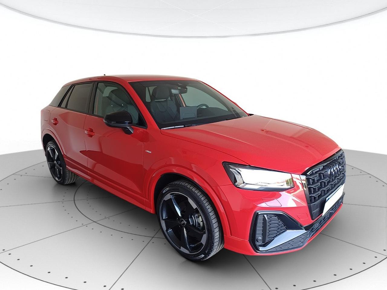 Audi Q2 35 1.5 tfsi identity black s-tronic