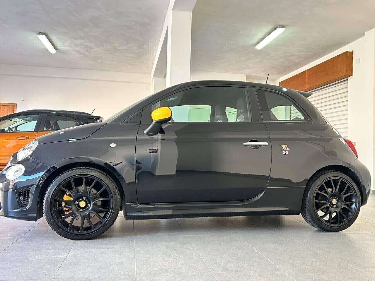 Abarth 595 1.4 Turbo T-Jet PISTA 165 CV