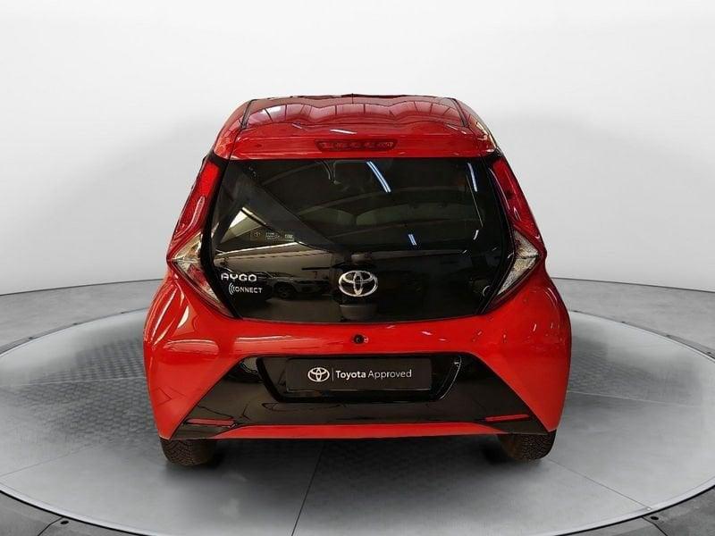 Toyota Aygo Connect 1.0 VVT-i 72 CV 5 porte x-play
