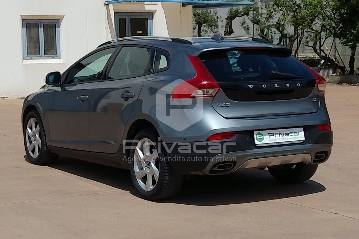 VOLVO V40 Cross Country D2 Kinetic