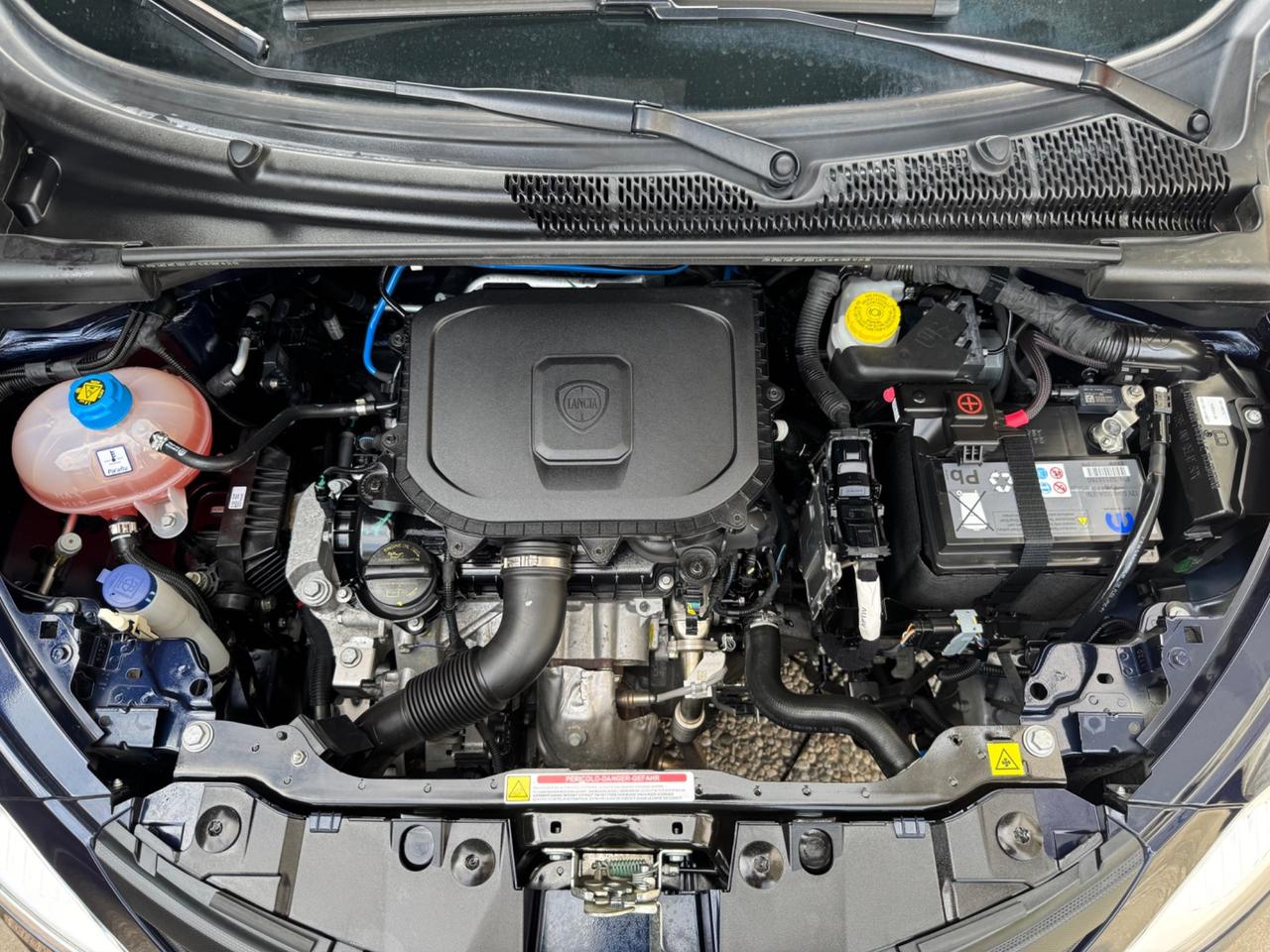 Lancia Ypsilon soli 20000km idonea ai neopatentati