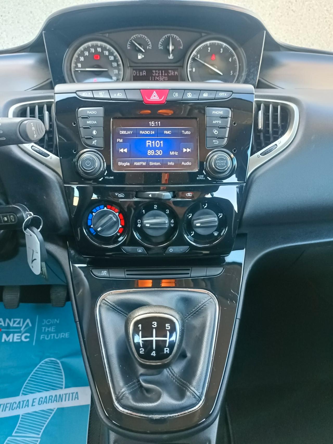 Lancia Ypsilon 1.3 MJT 16V 95 CV 5 porte S&S Silver