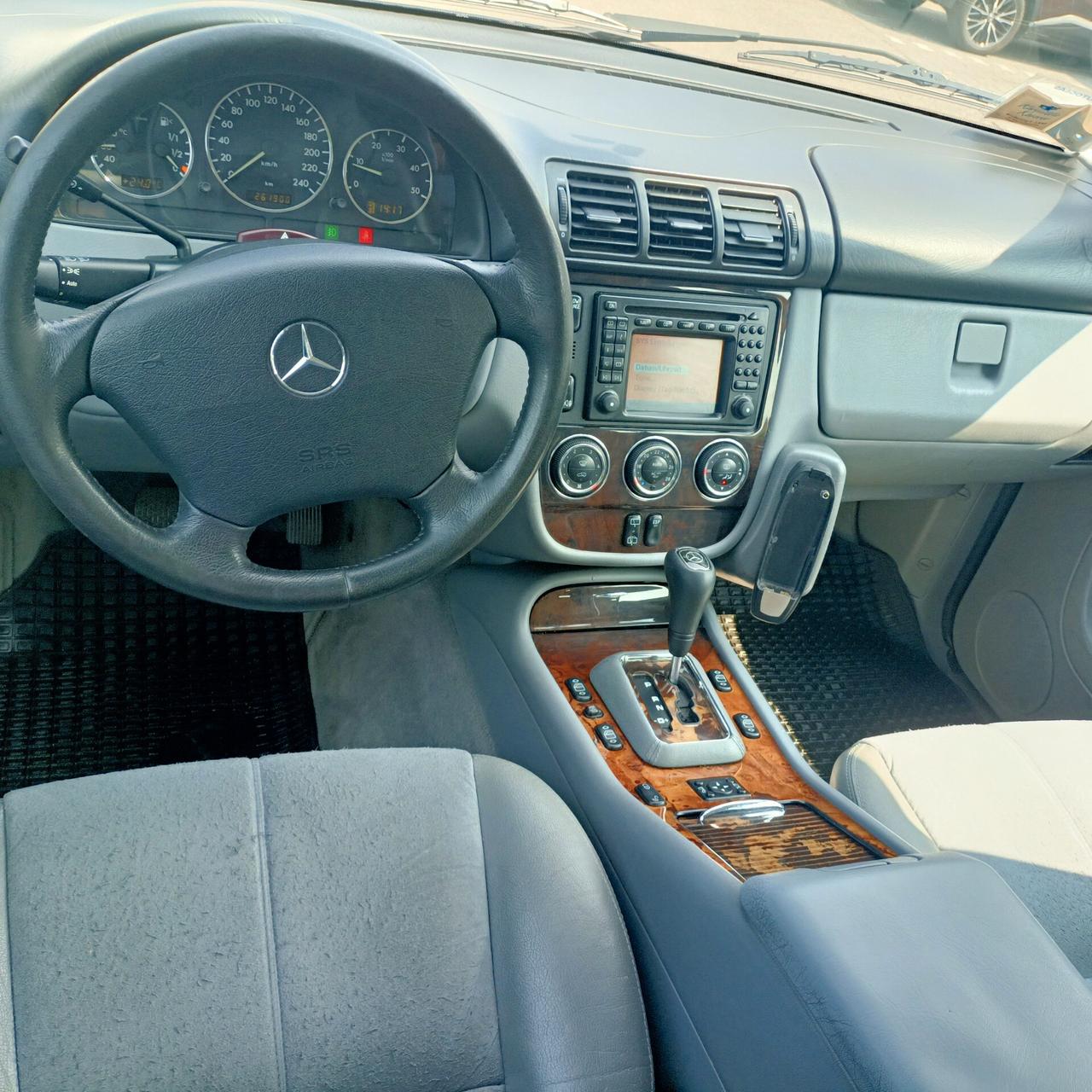 MERCEDES ML270CDI SPECIAL EDITION 4X4