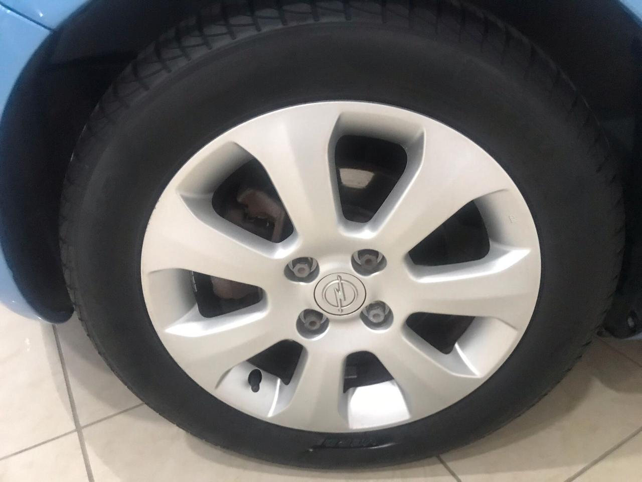 Opel Agila 1.2 16V 86CV Enjoy