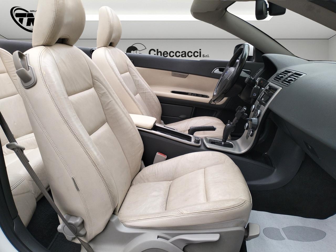 Volvo C70 2.0 D Powershift Summum