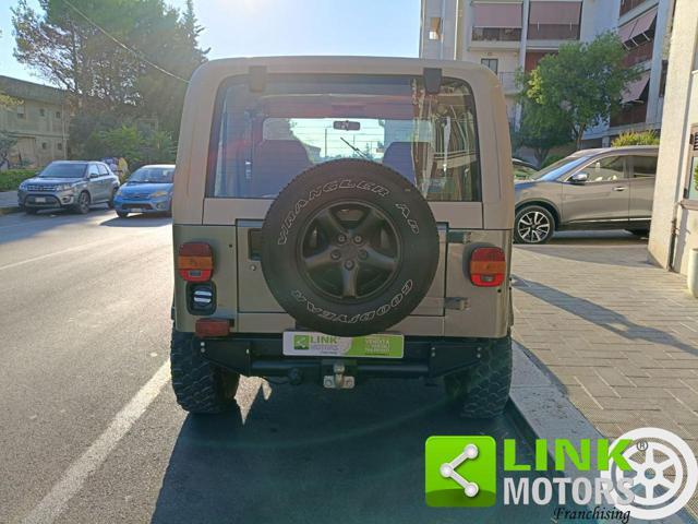 JEEP Wrangler SAHARA 2.5 BENZINA ASI