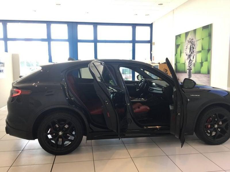Alfa Romeo Stelvio 2.2 TD 210 CV Veloce AT8 Q4 MY24