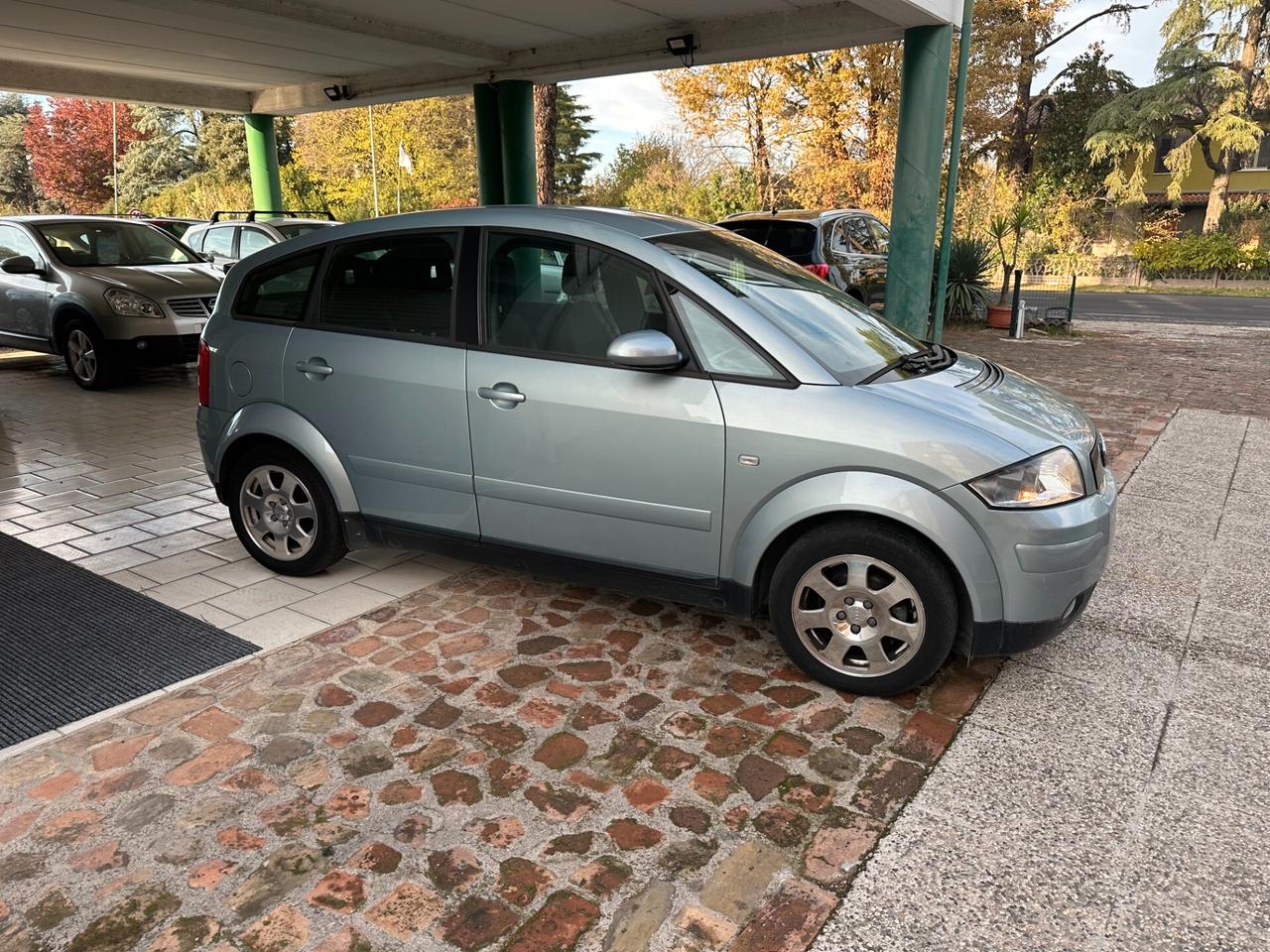 Audi A2 1.6 (12 RATE)