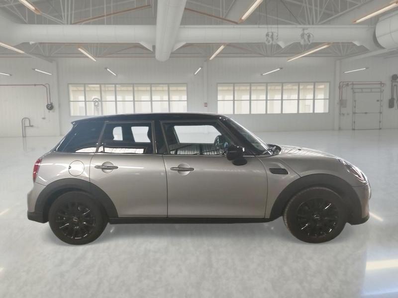 MINI COOPER CLASSIC AUTO 5 PORTE BERLINA