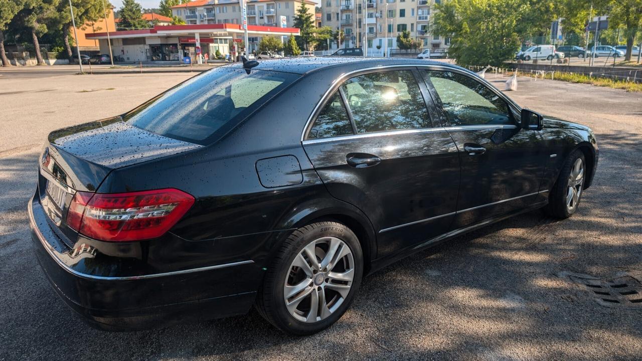 Mercedes-benz E 200 CGI BlueEFFICIENCY Avantgarde AUTOMATICA