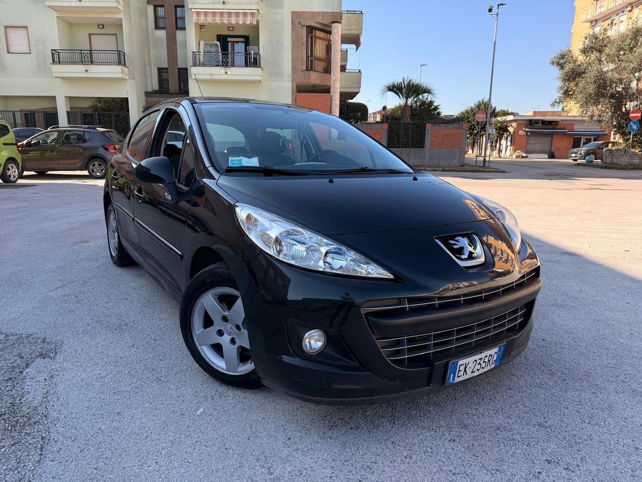 Peugeot 207 1.4 HDi 90mila KM Restyling 2012 Full Ottima
