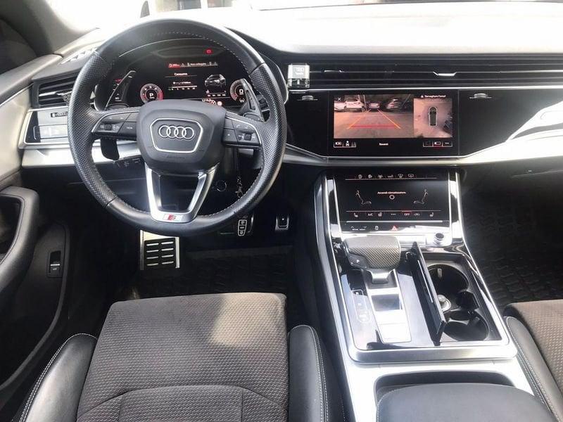 Audi Q8 45 TDI quattro tiptronic Sport S-LINE