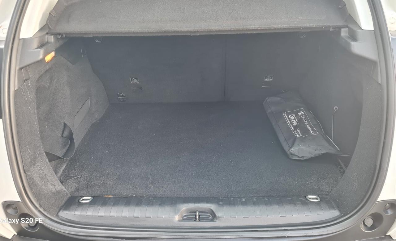 Peugeot 2008 SW PureTech 82 Access