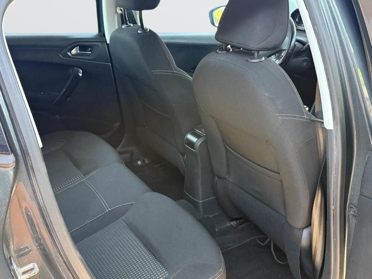 Peugeot 208 *100 CV*5 PORTE*NEOPATENTATI*GT LINE*