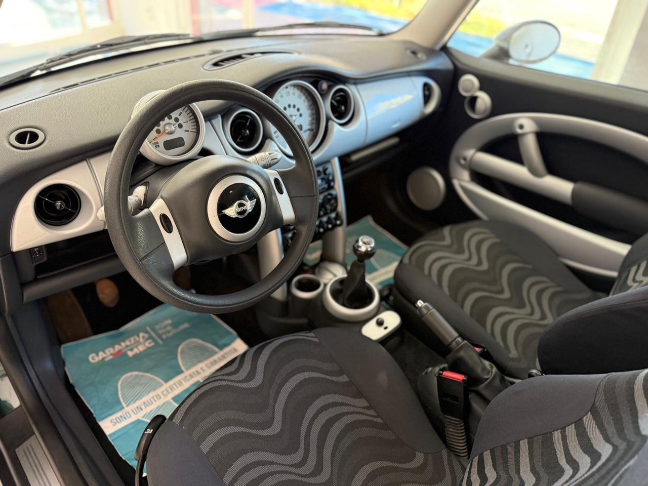 Mini 1.6 16V One de luxe
