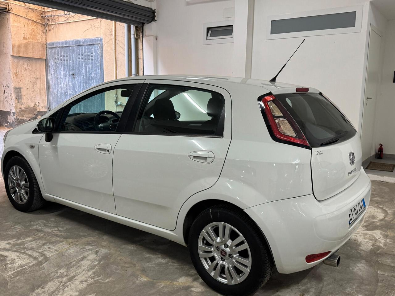 Fiat Punto 1.3 MJT II S&S 85 CV 5 porte ECO Young