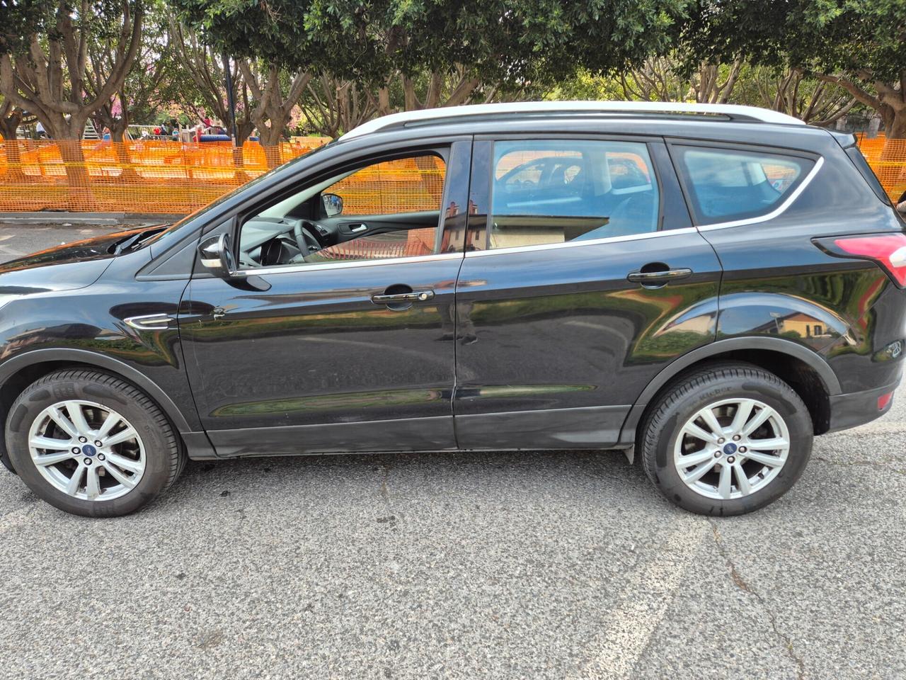 Ford Kuga 1.5 TDCI 120 CV S&S 2WD Plus