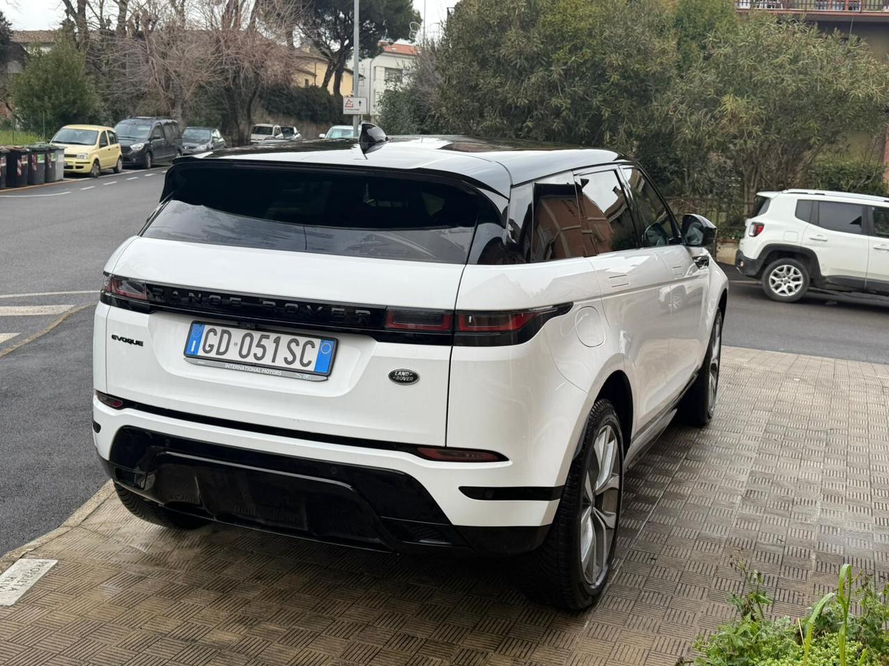 Land Rover Range Evoque 2.0D I4 204 CV AWD Auto R-Dynamic SE