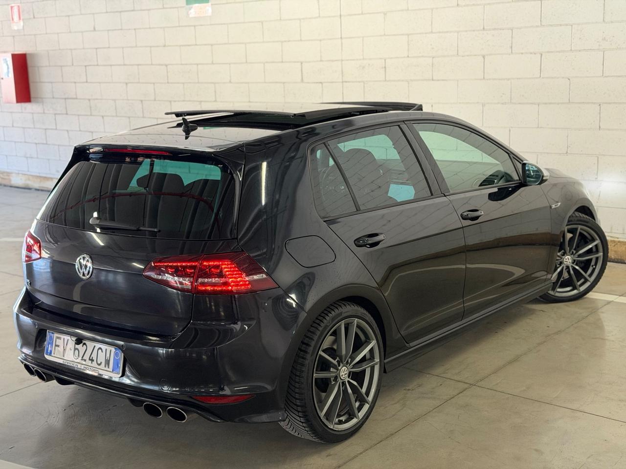 Volkswagen Golf R 2.0 5p.