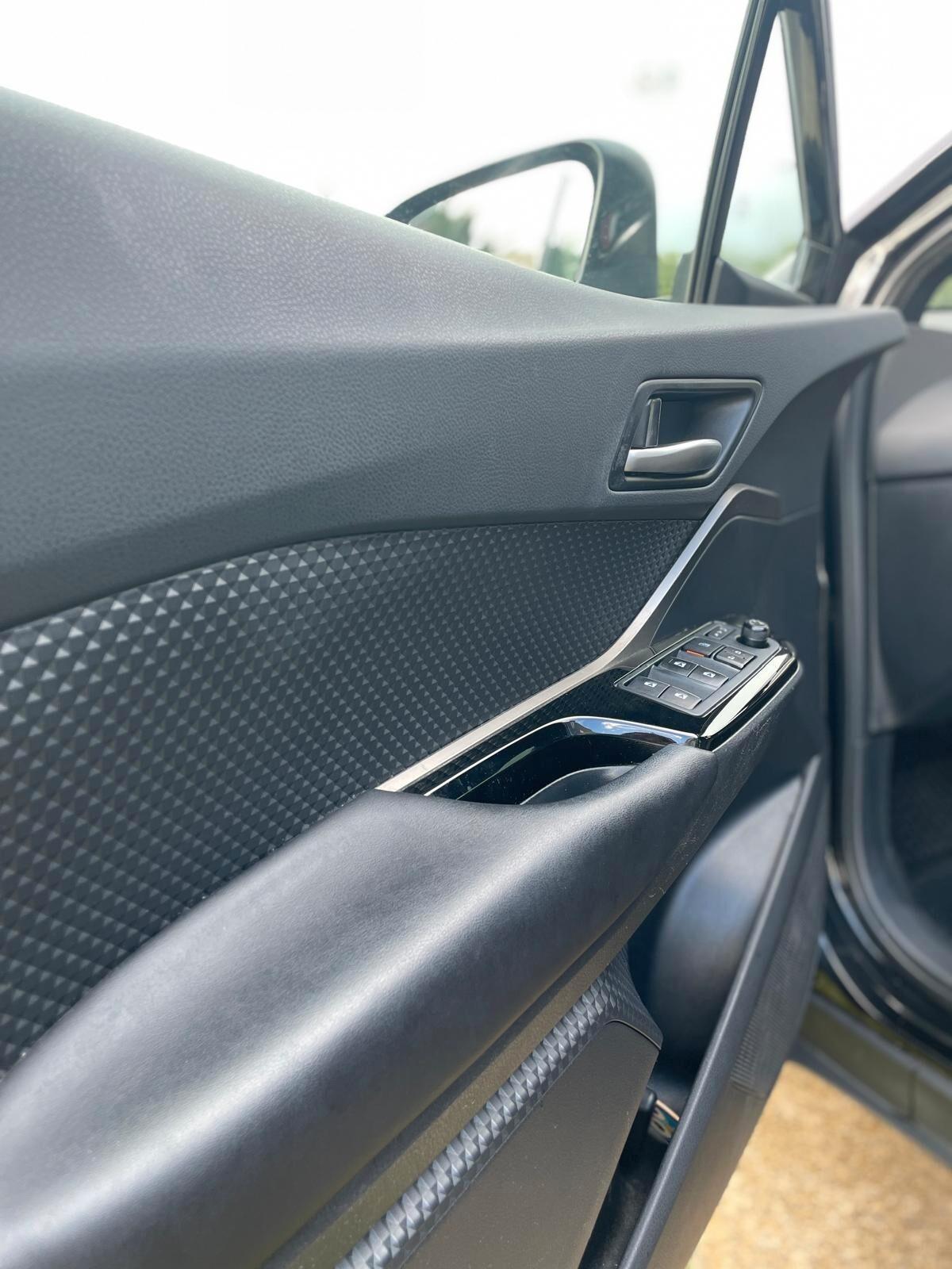 Toyota C-HR 1.8 HV Lounge