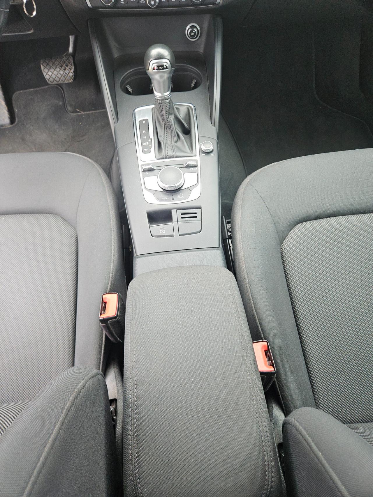 Audi A3 SPB 35 TDI S tronic Business