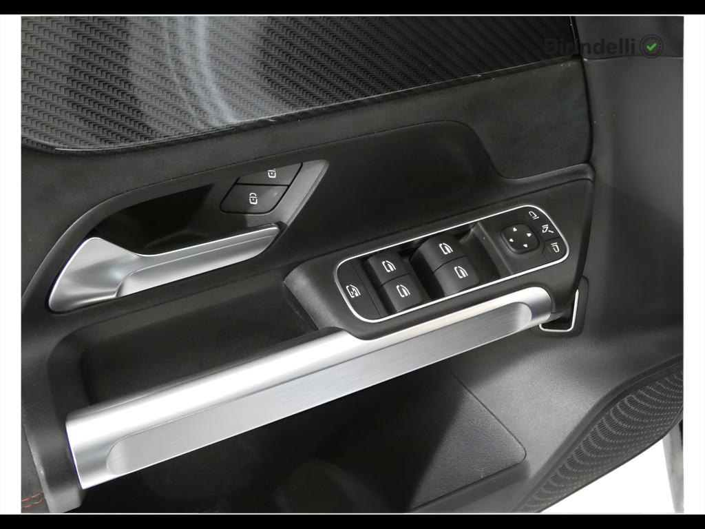 Mercedes-Benz GLB (X247) - GLB 220 d Automatic 4Matic Premium