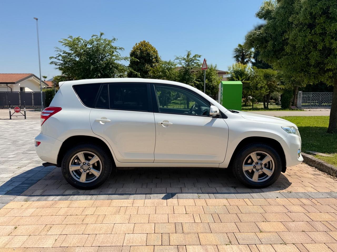 Toyota RAV 4 RAV4 Crossport 2.2 D-4D 150 CV Lounge