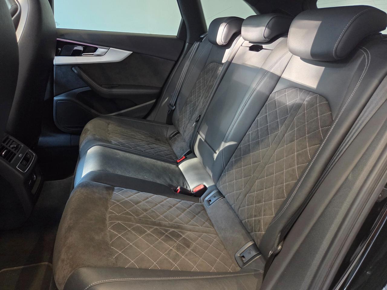 Audi A4 RS 4 Avant 2021 - FULL OPTIONAL