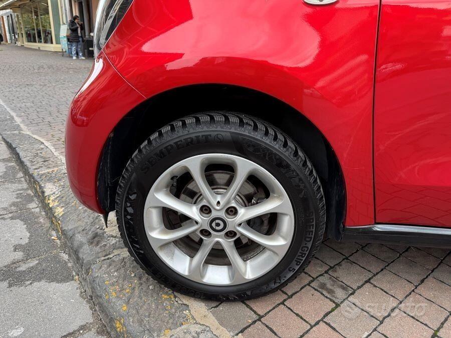 Smart forfour 900 90 cv prime certificata nuova